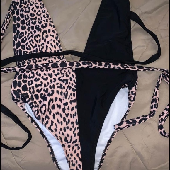 Swim wear - Picture 5 of 5